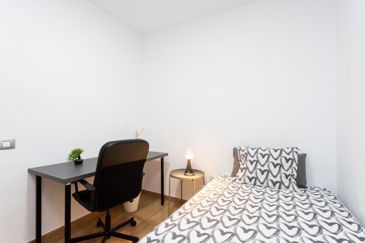 Home2Book Design Black & White Santa Cruz Home Luaran gambar